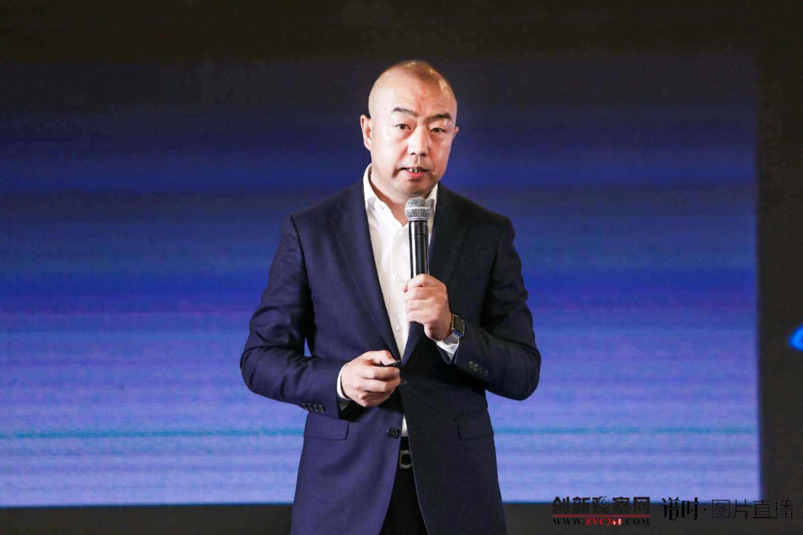 2018全球青年创新大会召开，罗盘战略定位咨询荣膺最佳企业服务品牌,李广宇受邀发表主题演讲