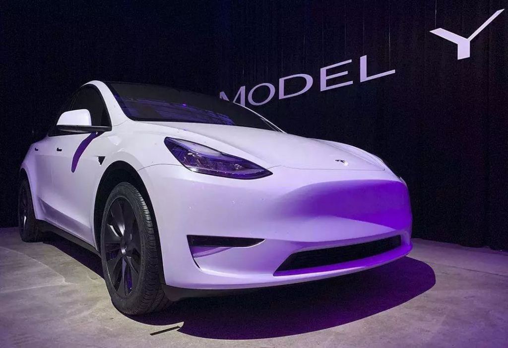 特斯拉今日宣布投产上海超级工厂Model Y